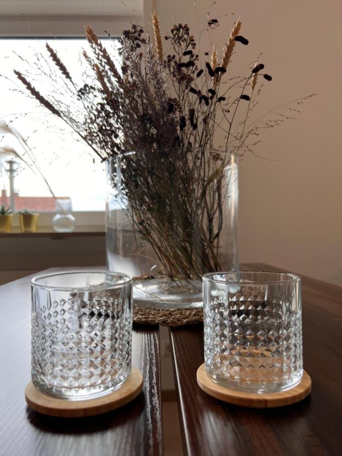 Lake & Mountains - Modern Living - 70Sqm 크레스브론암보덴지 외부 사진